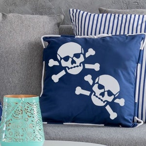 Skull & Crossbones Stencil: Reusable Nautical Pirate Decor