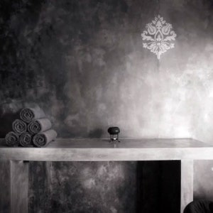 Damask Wall Stencil, Home Decor & Craft Stencil, Paint Pattern on Walls, Floors, Fabrics and Furniture - Reusable, Washable - Ideal Stencils