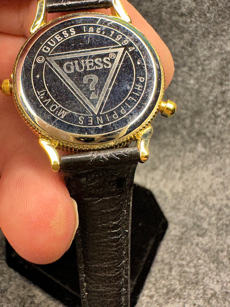 Montre GUESS G4 INDIGLO Vintage Des Années 90 - Éclairage Indiglo - Pour Femme - Neuf Avec étiquettes