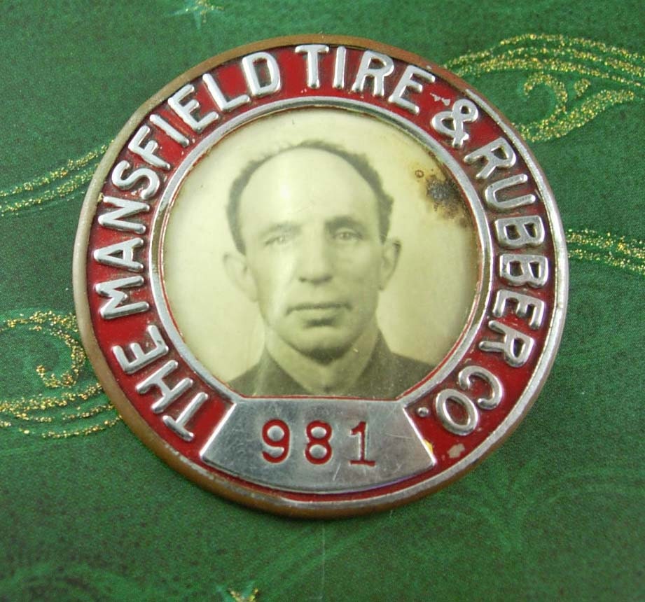 Early Vintage Employee pin badge Mansfield Tire & Rubber Etsy