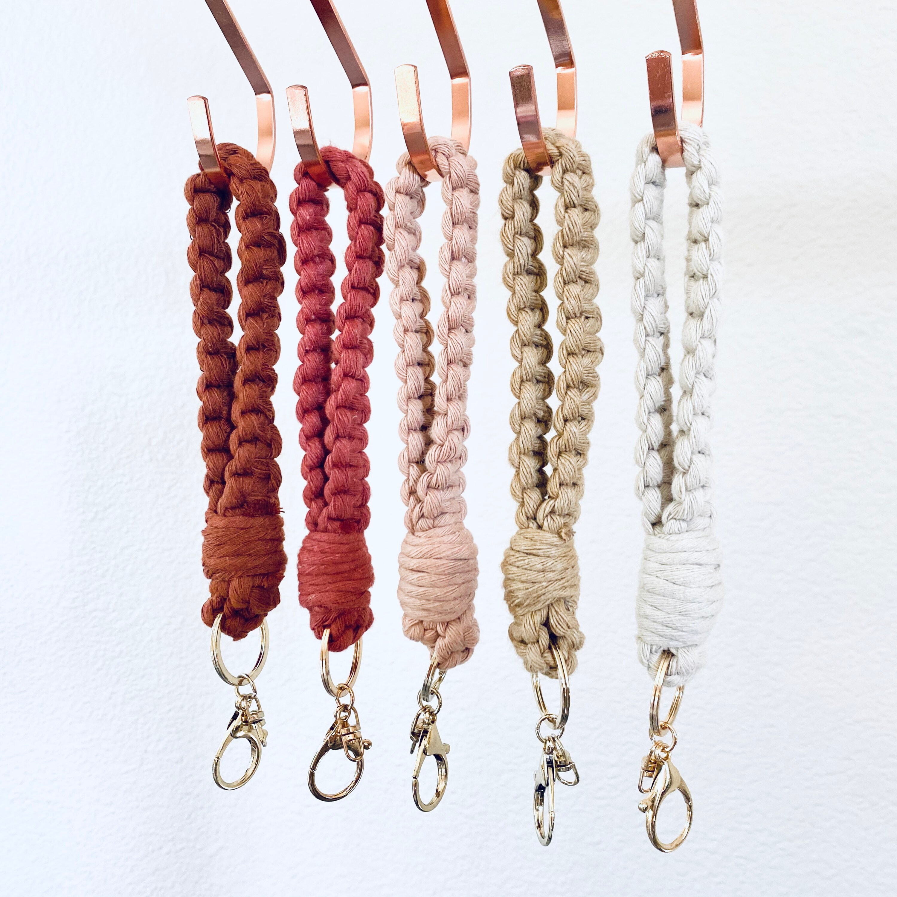 Macrame wristlet
