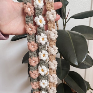 Daisy Macrame lanyard Gift Keychain Badge Holder image 4