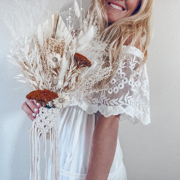 Macrame Bouquet Wrap - Wedding Bouquet Wrap - BoHo Bridal Bouquet Wrap - Boho Bride -boho wedding - Flower Macrame Wrap