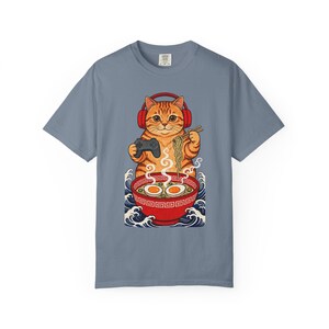 Camiseta de gato gamer comiendo ramen, camiseta kawaii de gato comiendo ramen, camiseta de gato estilo ola japonesa, regalo divertido para amantes de los videojuegos, camiseta de gato estilo anime imagen 8