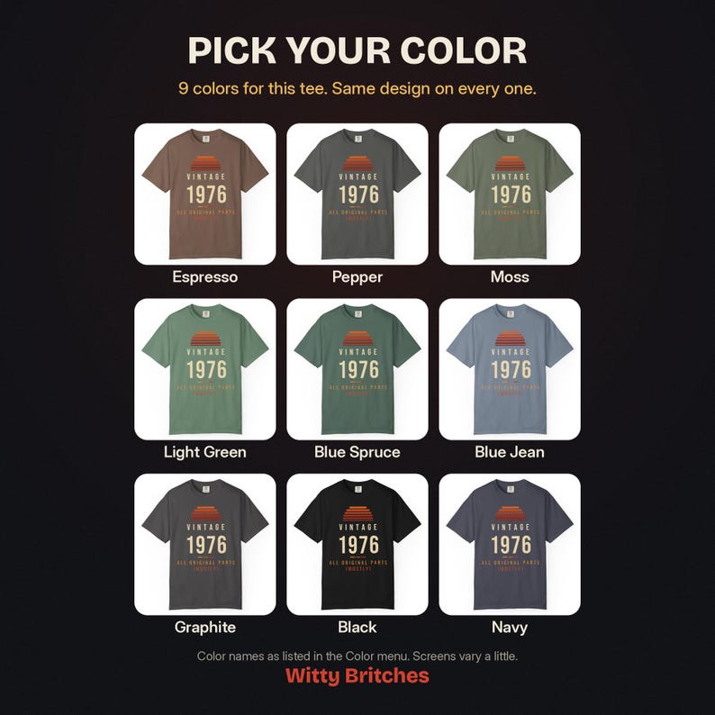 K&ouml;nnte beinhalten: Neun kurz&auml;rmelige T-Shirts in den Farben Espresso, Pepper, Moss, Light Green, Blue Spruce, Blue Jean, Graphite, Black und Navy. Jedes Shirt zeigt eine Grafik mit einem Sonnenuntergang, dem Text VINTAGE 1976 und ALL ORIGINAL PARTS.