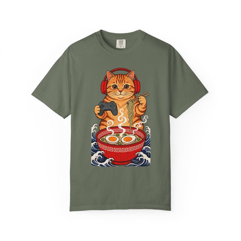 Camiseta de gato gamer comiendo ramen, camiseta kawaii de gato comiendo ramen, camiseta de gato estilo ola japonesa, regalo divertido para amantes de los videojuegos, camiseta de gato estilo anime imagen 9