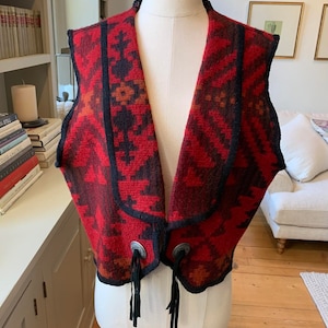 Vintage Woolrich Southwestern Wool Blend Red and Black Vest