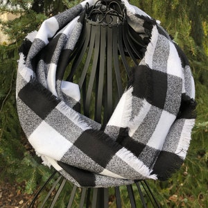Black and White Buffalo Plaid Flannel Scarf Black and White Plaid Flannel Scarf Ladies Plaid Scarf Girls Plaid Scarf