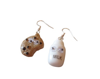 Pendientes de comida de leche y galletas