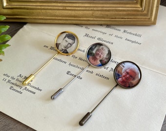 Bruidegom's Memorial Charm, Foto Broche, Stick Pin, Bruiloft Boeket Charme, Memorial Pin, Bruidegom Boutonniere Wedding Memorial, Zilver/Goud/Brons