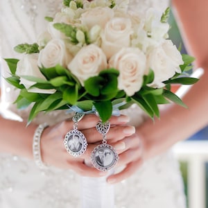 Personalisierter Hochzeitsstrauß-Foto-Charme: Erinnerungsstück