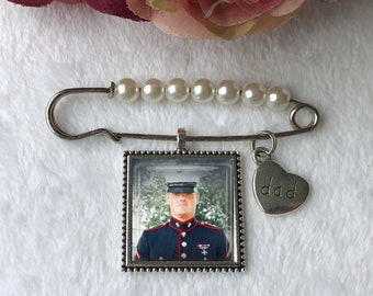 Groom Memorial Pin For Boutonniere, Memorial Charm, Bridal Bouquet Photo Charm, Wedding Bouquet Photo Charm, Custom Wording