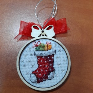 2 IN 1 Kerstboomversiering 2" ronde en kleine kaartkit op 18kt zilveren of gouden Aida met houten frame en gelukskaart