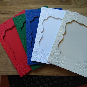 NIEUWE KLEUREN Dit is een vouwkaarten, 5 kleuren om uit te kiezen, ideaal voor die speciale kleine kruissteekboodschap