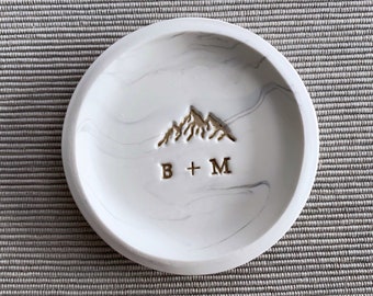 Mountain Personalized Ring Dish, Wedding Ring Holder, Ring Dish for Nature Lovers, Couples Engagement Gift, One of a Kind Wedding Gift