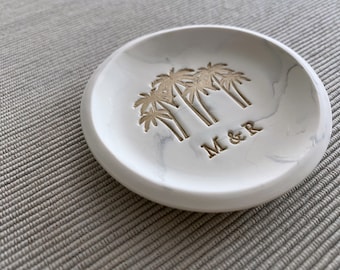 Palm Tree Personalized Ring Dish, Wedding Ring Holder, Ring Dish for Couple, Engagement Gift, Ring Storage, Beach Wedding Gift