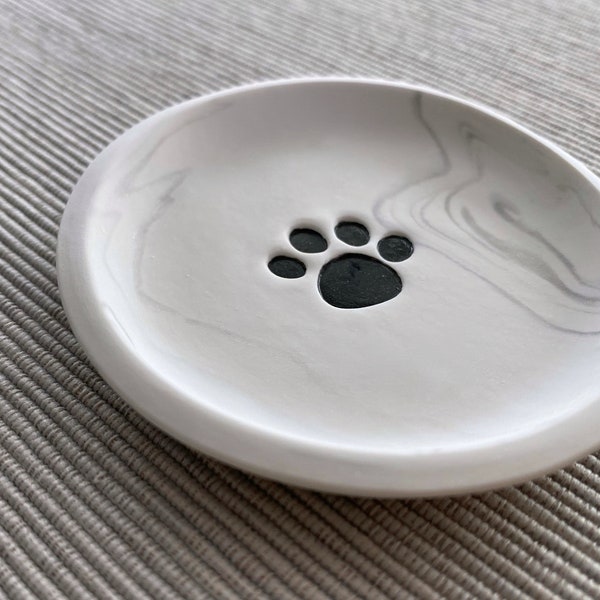 Paw Print Ring Dish, Personalized Jewelry Dish, Cat Lover Vanity Tray, Cute Animal Ring Holder, Dog Memorial Gift