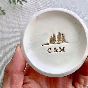 Personalized Ring Dish with Trees, Mountain Wedding Ring Holder, Ring Dish for Nature Lovers, Couples Engagement Gift