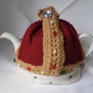 Crown Tea Cosy pattern PDF