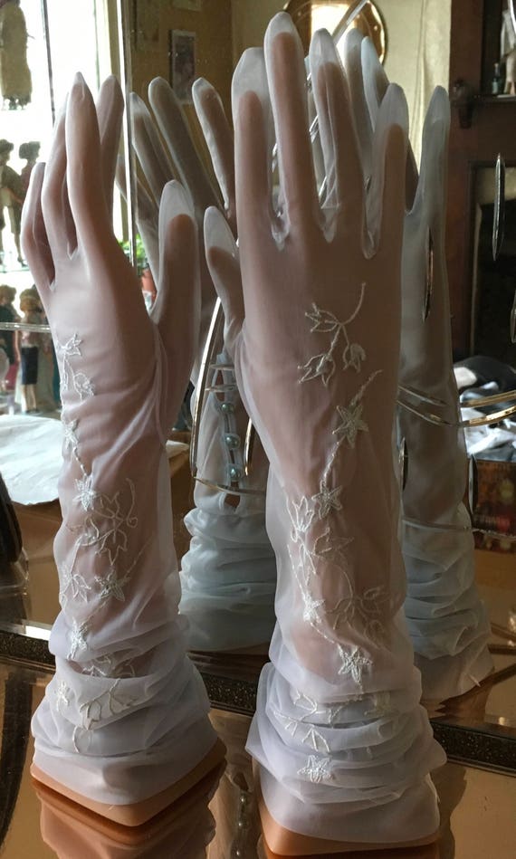 Sheer nylon embroidered long elbow length opera gl