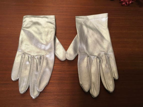 Vintage 60’s stretch silver lame formal gloves