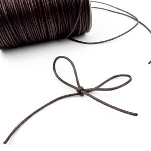 ブラウンワックスコード、1または2 mm、様々な長さ、ジュエリー用紐