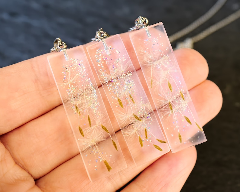Dandelion necklace Dandelion wish necklace Clear crystal necklace Botanical necklace Real dandelion seeds with glitters Eco resin necklace