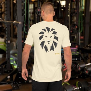 No Comment Lion Front T-Shirt - Abstract Animal Back Print, Gold Graffiti Tag, Minimalist White Unisex Tee