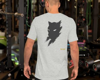 Abstract Black Panther T-Shirt, Minimalist Big Cat Back Print, Gold Graffiti Tag, Unisex Graphic Top – No Comment