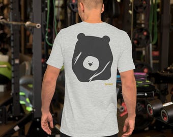 Abstract Grizzly Bear T-Shirt, Minimalist Forest Wildlife Back Print, Gold Graffiti Tag, Unisex Graphic Top – No Comment