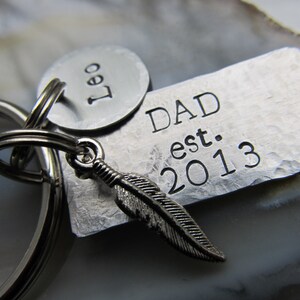 Dad Keychain,Personalized, Father's Day Gift, Fathers Keyring, Gift For Him, Hand Stamped Accessories, New Father Gift, Dad, Daddy, Pop image 2