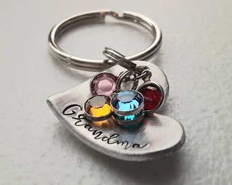 Grandma Heart Keychain,  Grandkids Birthstones, Gift for Grandma, Mother's Day Present, Handstamped Key holder, Gift for her, Oma, Gigi,love