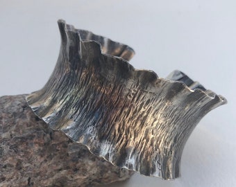 Ruffle Cuff Silver or Bronze