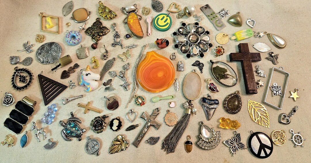 100 Vintage to Modern Mixed Random Charms or Pendants Lot 91 - Etsy