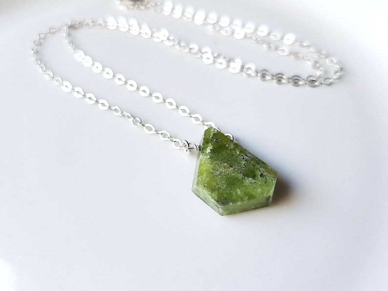 Gift for Mother Green Gemstone Necklace Dainty Gemstone Necklace Vessonite Necklace Gift for her Dainty Jewelry Vessonite Jewelry