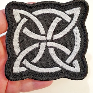 Dara Knot Embroidered Iron-On Patch, Celtic Sacred Oak