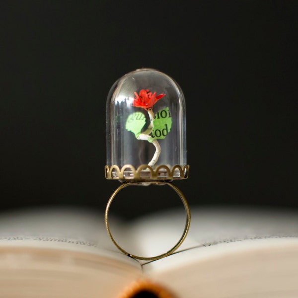 Bague rose en papier - Bague jardin miniature - Bague dôme en verre - Bijoux d'anniversaire - Bijoux en papier