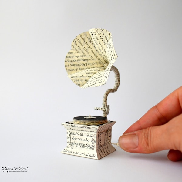 Miniature Paper Art - Paper Gramophone - Book Paper Arts - Paper miniatures