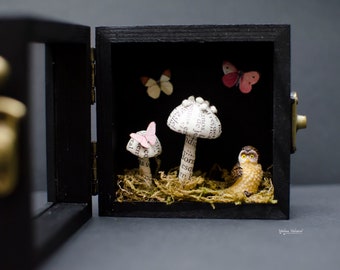 In Het Bos - Diorama - Mixed Media Kunst - Papierkunst