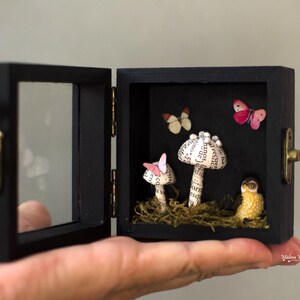 Nella foresta - Diorama - Arte multimediale - Arte su carta