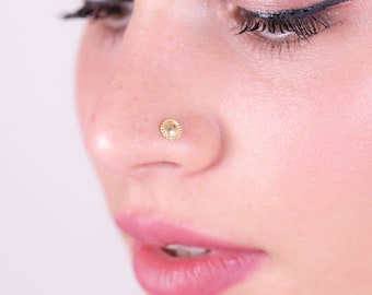 Sun Nose Stud, Nose Screw Style, Large Nose Stud, 14ct Gold Nose Stud,  20 Gauge Nose Stud, 18g nose piercing