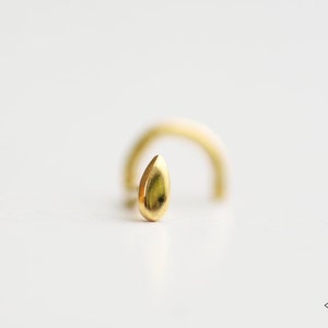 Tiny Nose Stud, 14k Solid Gold Nose Stud, barely there stud, dot nose stud, Nose Jewelry, Nostril Pin, Nostril Stud Nostril Screw Tragus Pin