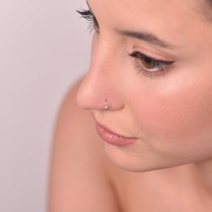 Nose Ring Hoop, Gold Nose Hoop, Helix Piercing, Tragus Jewelry, Cartilage Earring, Rook Earring, Flower Nose Piercing, Solid Gold Hoop image 4