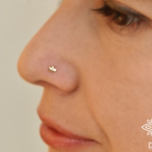 Crown nose stud 14k Gold nose screw Solid gold stud Tiny nose ring Crown earring Helix stud Nose jewelry Cartilage stud Minimalist earrings image 2
