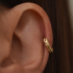 Gold Cartilage Ring, Gold Helix Earring, Flower Gold Helix, Solid 14k Gold Cartilage, Pierced Cuff Earring, Boho Sptum, Tribal Helix Earring