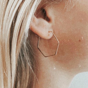 Small Hexagon Hoop Earrings/Gold Earrings/Gold Hexagon Earrings/Gift For Her/Birthday Gift/Mother’s Day Gift