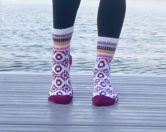 KNITTING PATTERN: Mila Socks Knitting Pattern | Colorwork Sock Pattern | Fair Isle Knitting Pattern