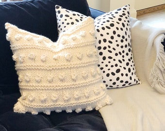 KNITTING PATTERN: Chunky Bobble Pillow | DIY Boho Home Decor