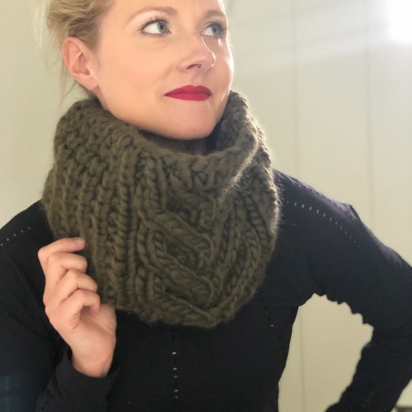 KNITTING PATTERN: Char Char Cowl || Chunky Cable Cowl Scarf Knitting Pattern