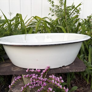 Vintage BECO WARE Enamel Ware Large Wash Bowl Pan | 22”x 17.5" | Garden Plant Tub